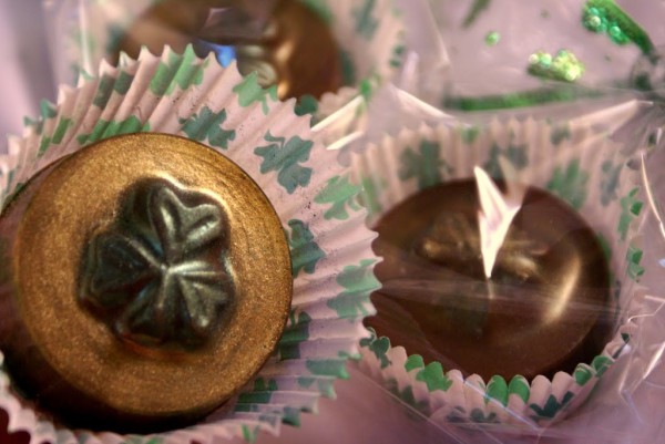 chocolate covered molded oreo st patricks day