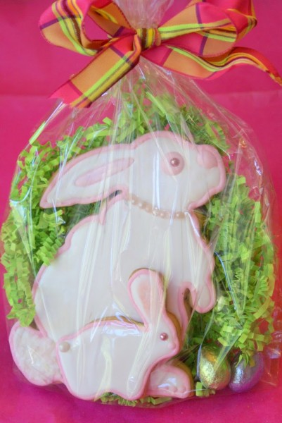 decorated bunny cookies