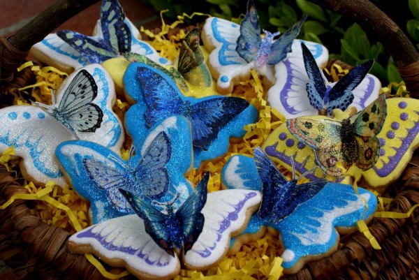 butterfly decorated cookies