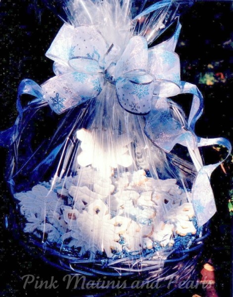 decorate snowflake cookies gift basket