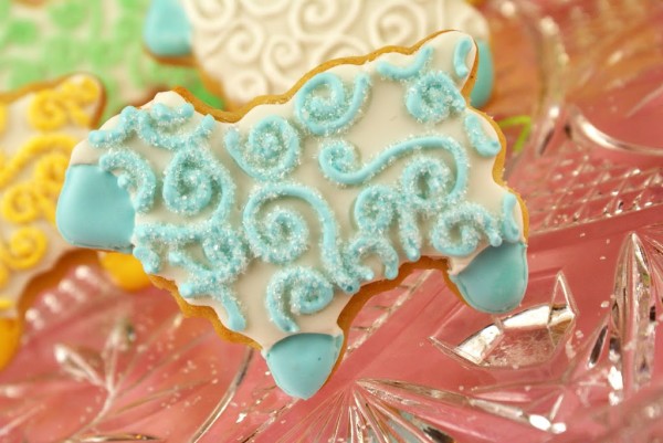 decorated lamb cookies with embossed fondant