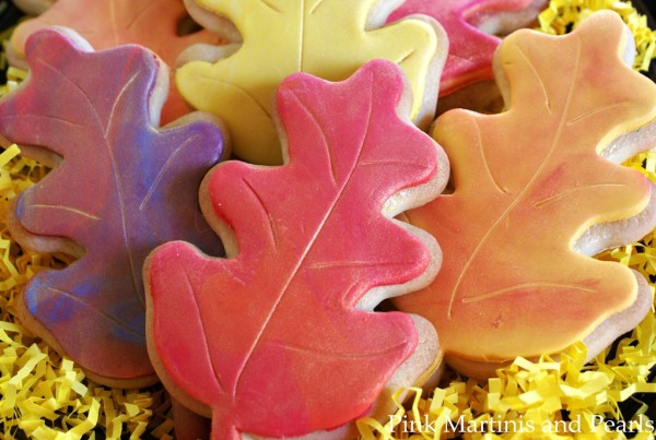 deocrated fall leaves with fondant                    