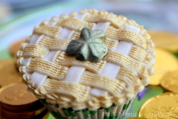 st. patrick's day boozy cupcakes