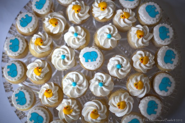 baby shower mini cupcakes 994 copy