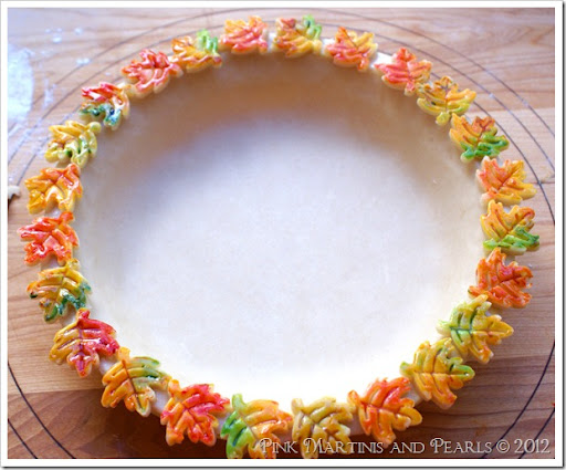 Decorative pie crust       