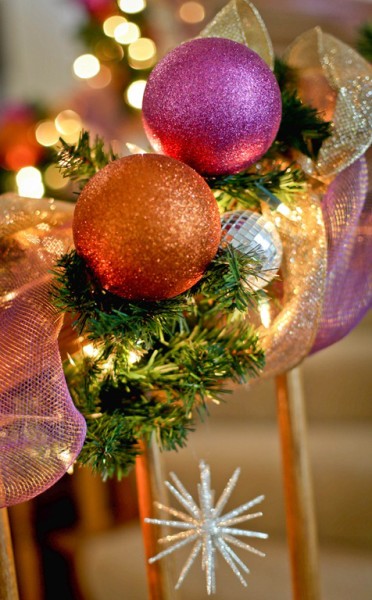 stair bannister holiday decorations