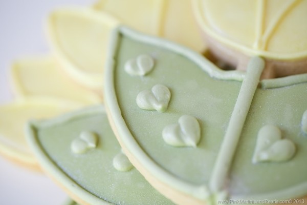 tulip bridal shower cookies