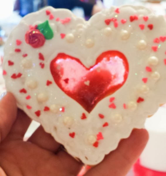 Valentine's Day Decorated Cookies Workshop West Elm OC