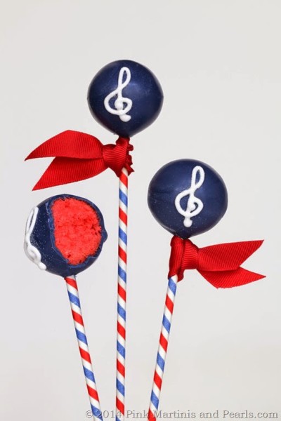 DIY Music Themed Treble Clef Decorated Cake Pops