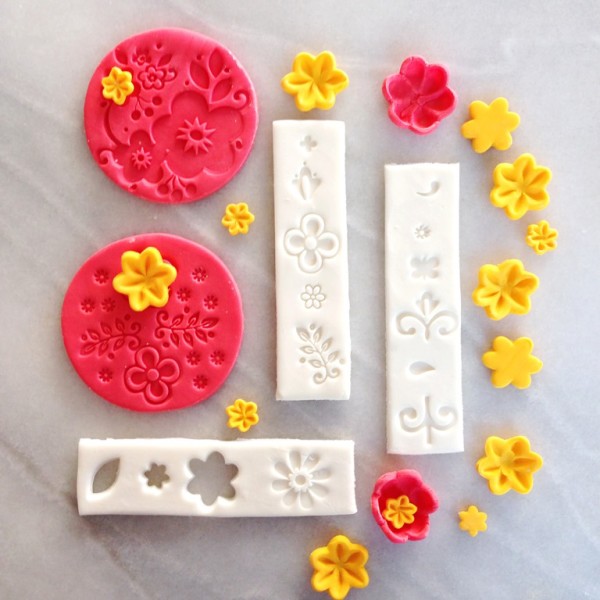 Wilton 14 pc. Flowers Fondant Cut-Out Decorating Set