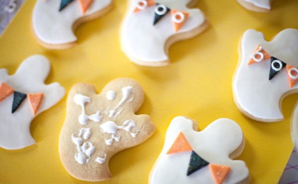 Wilton Ghost Cookies-7839