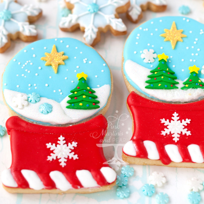 decorated shakable snowglobe cookies 