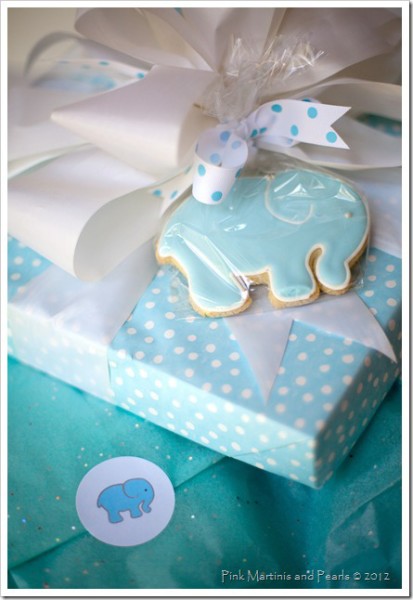 gift wrap baby shower