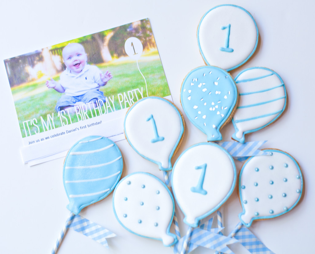 white balloon baby birthday cookies-167