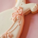 wedding dress decorated cookies