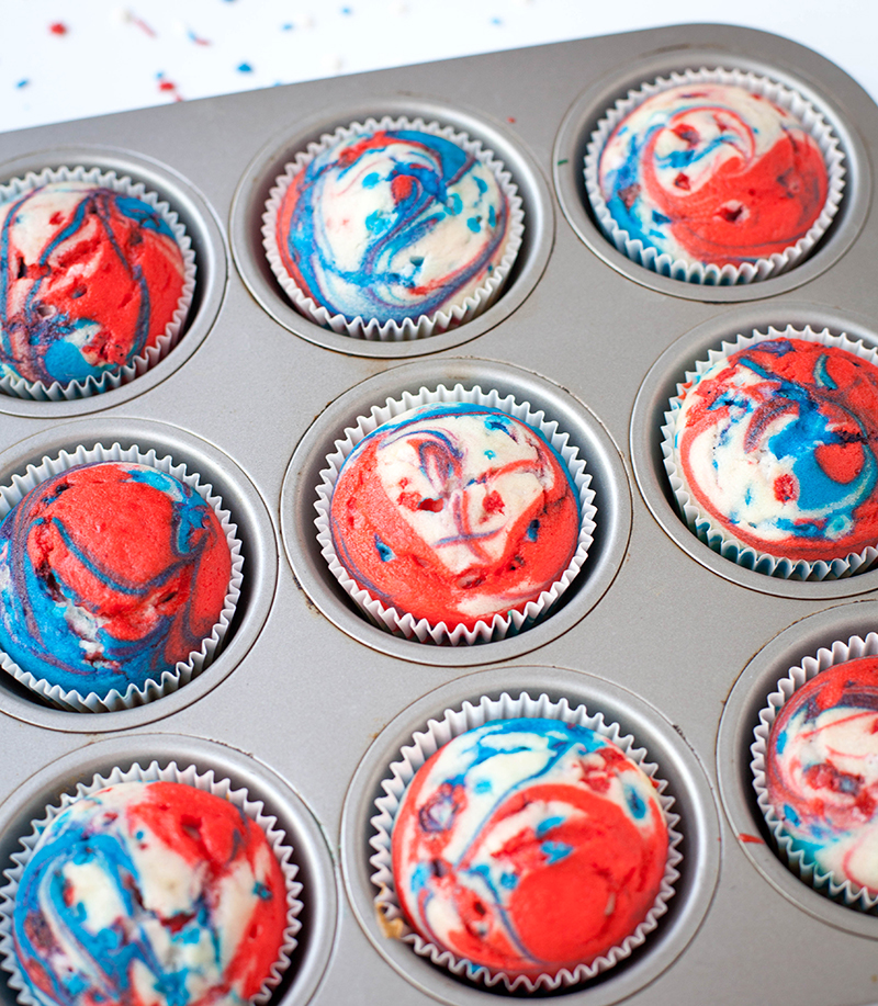 Wilton Color Right Red White and Blue Cupcakes